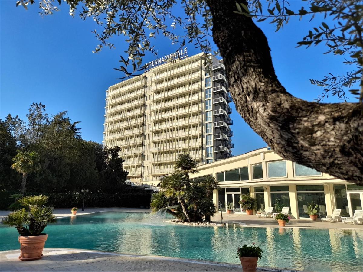 Hotel Internazionale Terme Abano Terme Exteriör bild