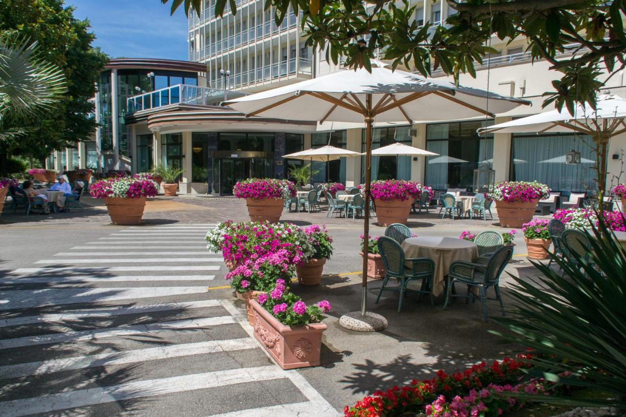 Hotel Internazionale Terme Abano Terme Exteriör bild