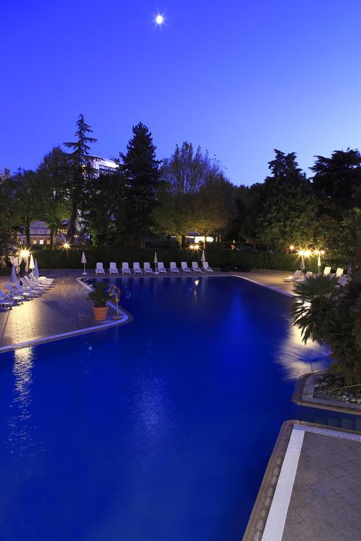 Hotel Internazionale Terme Abano Terme Exteriör bild